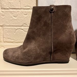 SOLD ✔️✔️STUART WEITZMAN - NEW - SLIDEIN BOOT - size 7.5 - mushroom brown